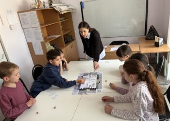 Занятия педагогов Центра «Интеллект» для обучающихся летних пришкольных лагерей