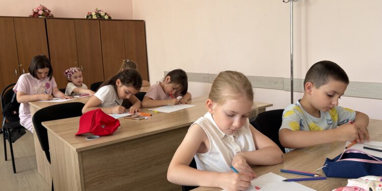 Занятия педагогов Центра «Интеллект» для обучающихся летних пришкольных лагерей