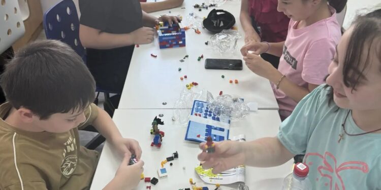 «Знакомство с творческим объединением: как LEGO помогает полюбить математику»