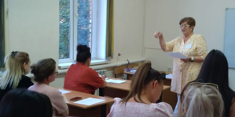 В творческом объединении «Играя, учусь расту» прошло занятие для родителей